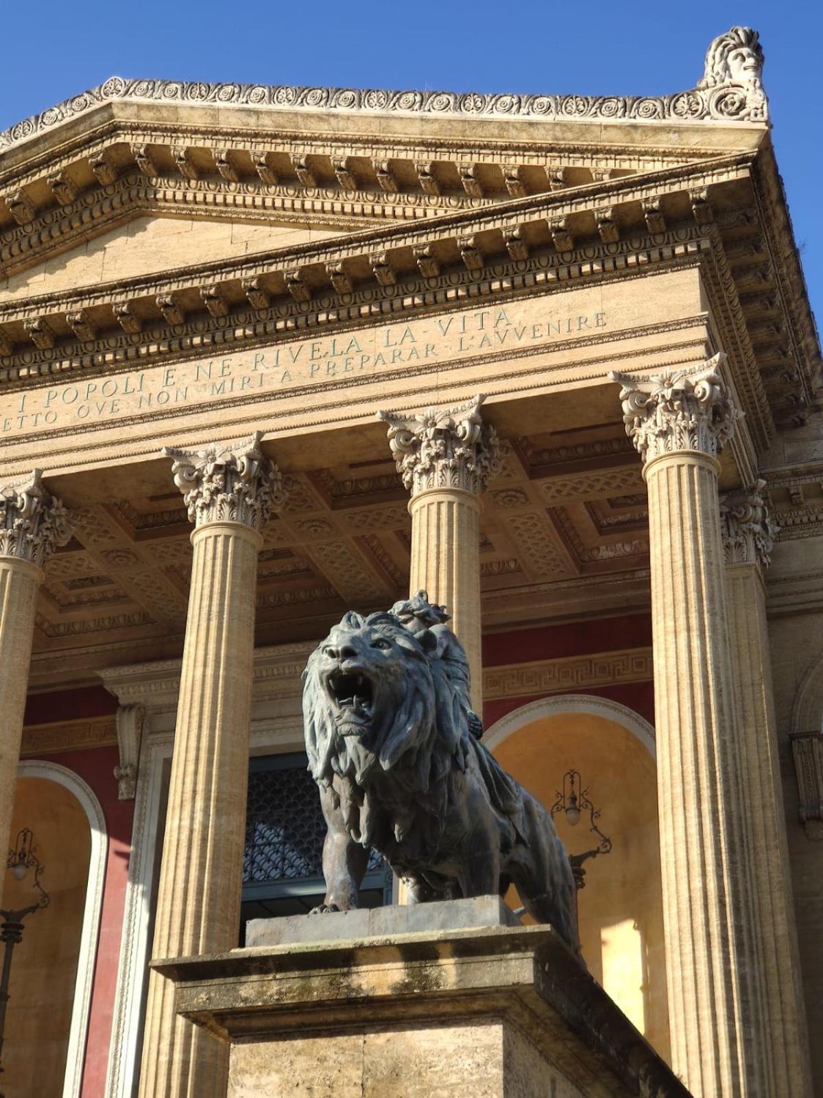 Piccola Suite E Dimora Del Teatro Massimo 巴勒莫 外观 照片